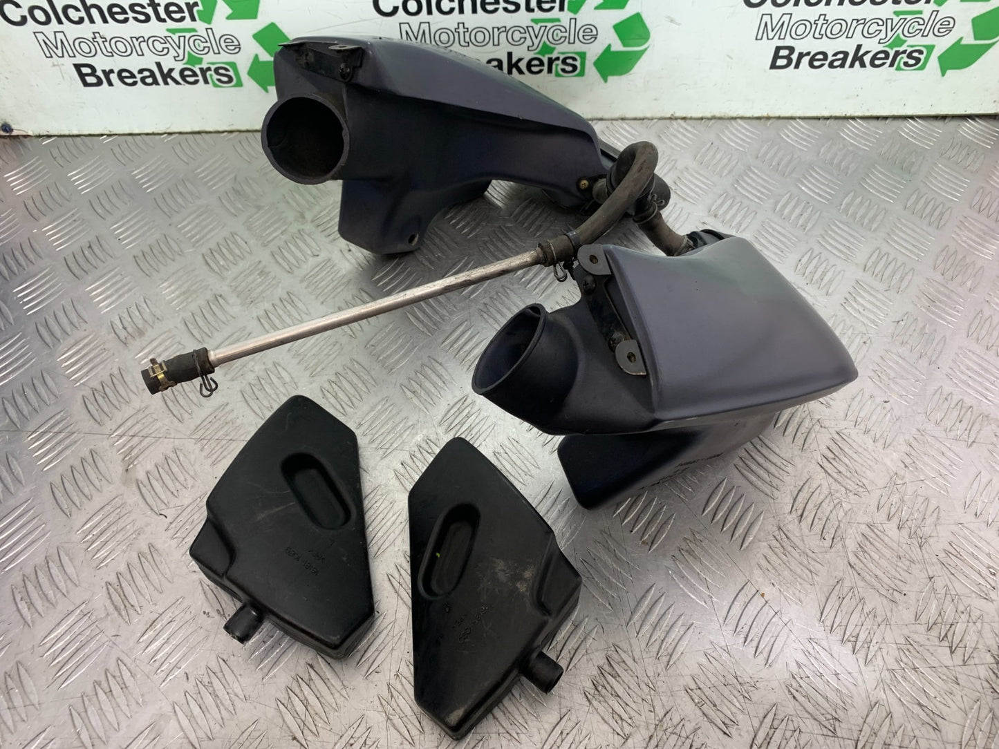KAWASAKI ZX9R ZX9 R AIR TUBES YEAR 1998-1999 (CMB1329)