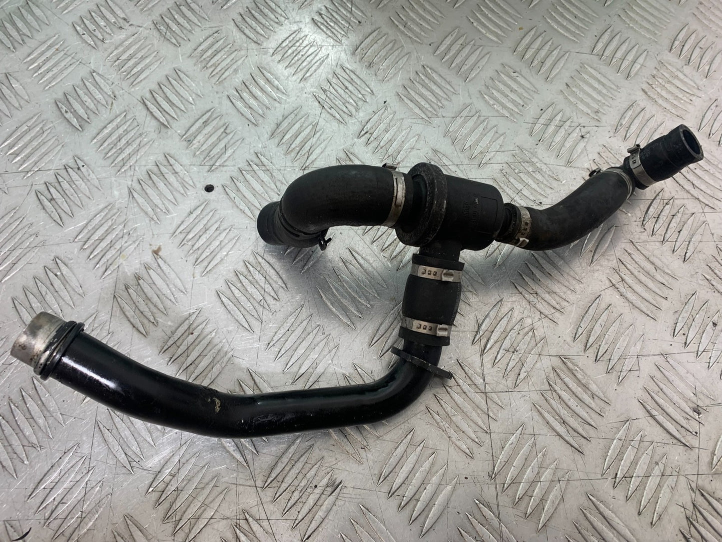 KTM 990 SUPER DUKE THERMOSTAT YEAR 2007-2011 (CMB1207)