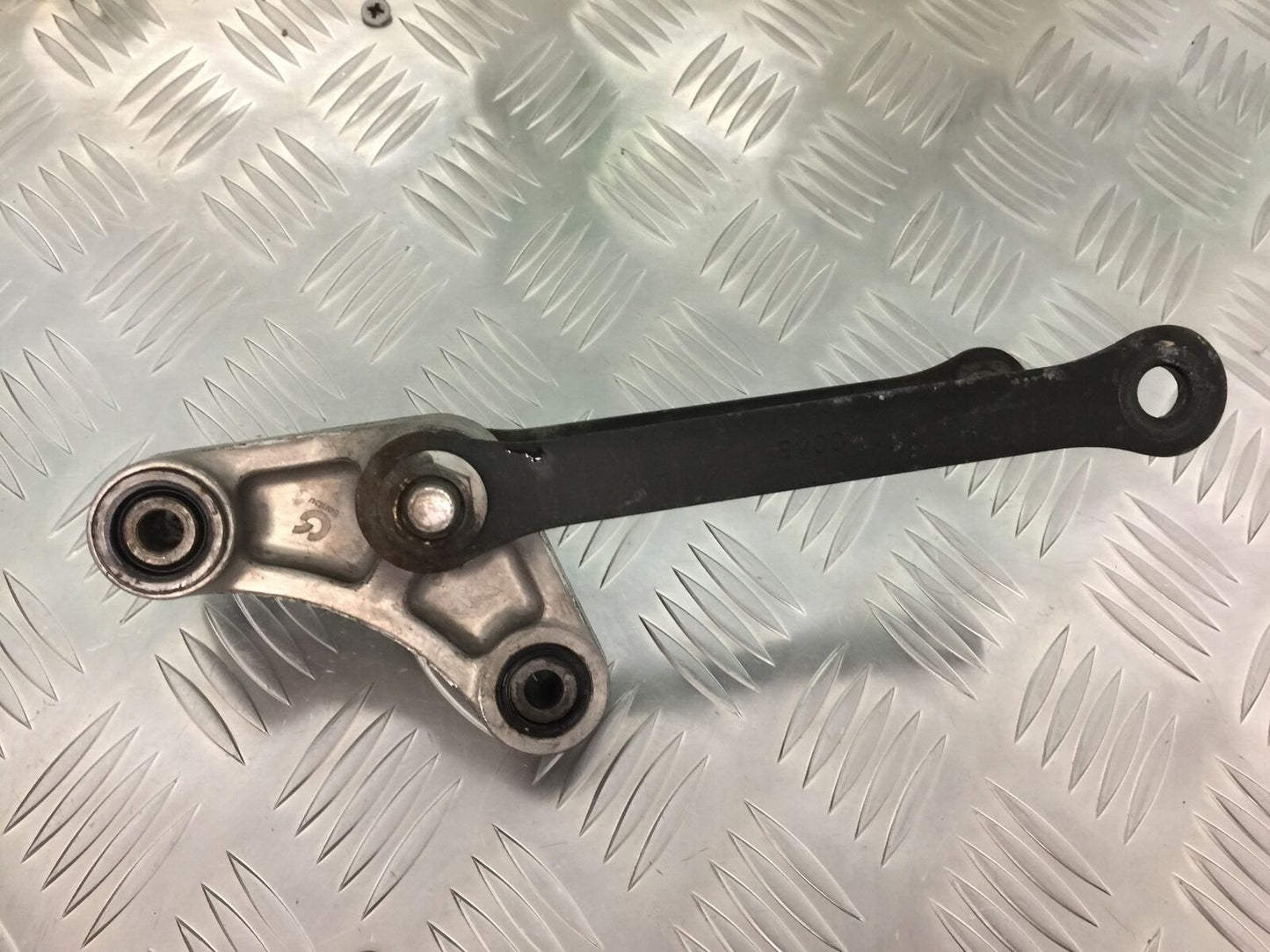 KAWASAKI Z1000 Z 1000 REAR SHOCK LINKAGE YEAR 2007-2009 (STOCK 927)