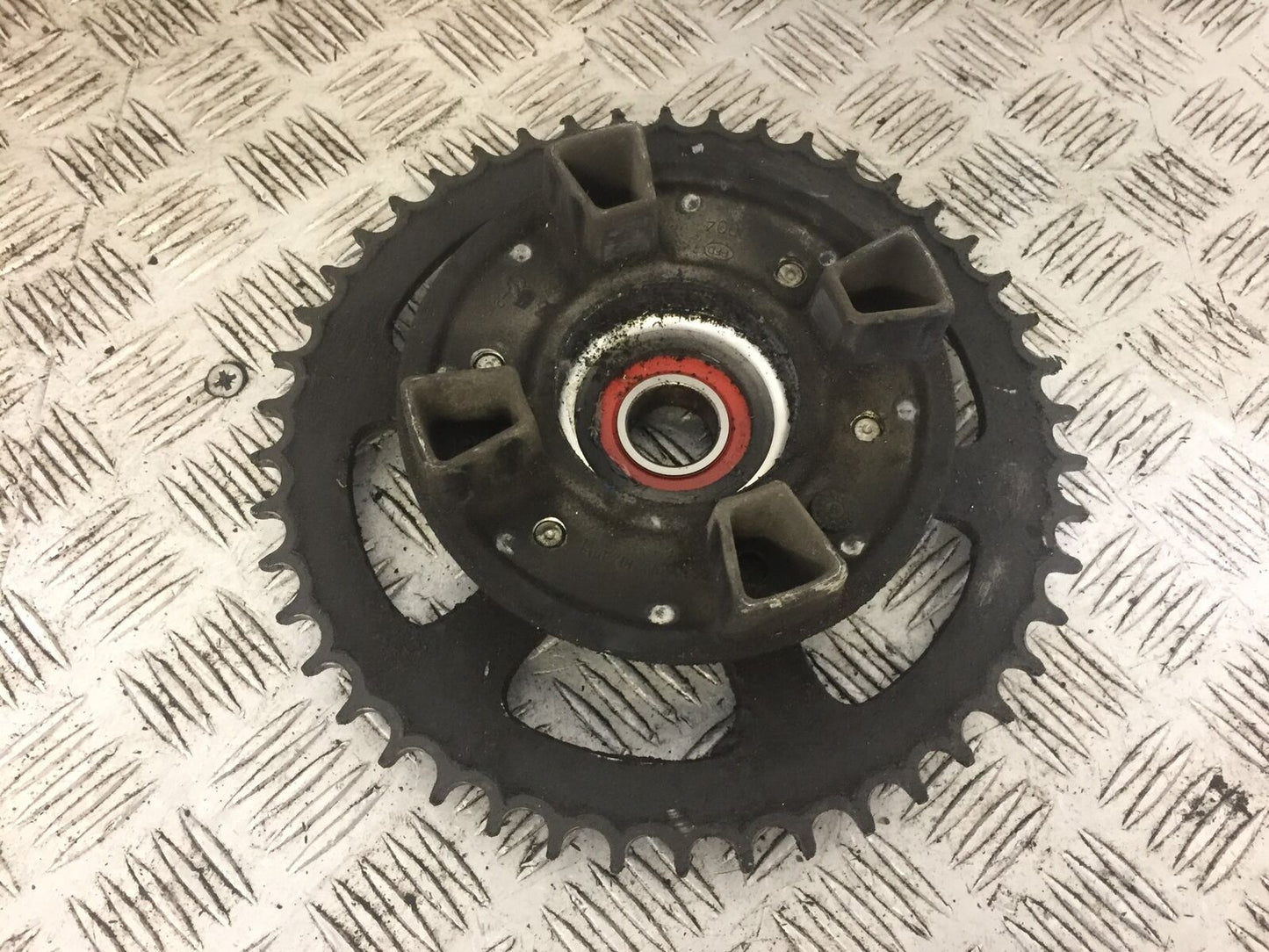 KAWASAKI ER6 F SPROCKET CARRIER YEAR 2006-2008 (STOCK 723)
