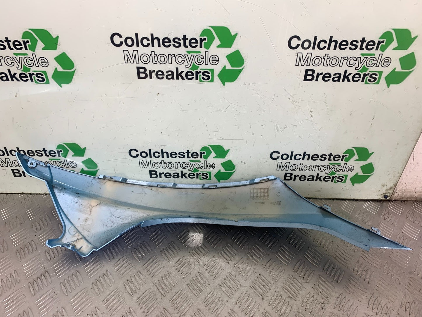 PIAGGIO MP3 250 ie SEAT PANEL YEAR 2007 (CMB1307)