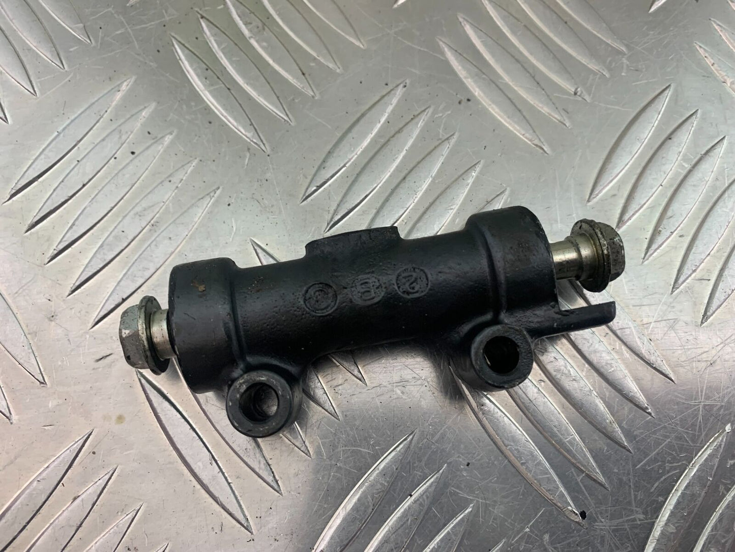 KAWASAKI ZZR1200 ZZR 1200 BRAKE LINE SPLITTER YEAR 2002-05 (STOCK 993)