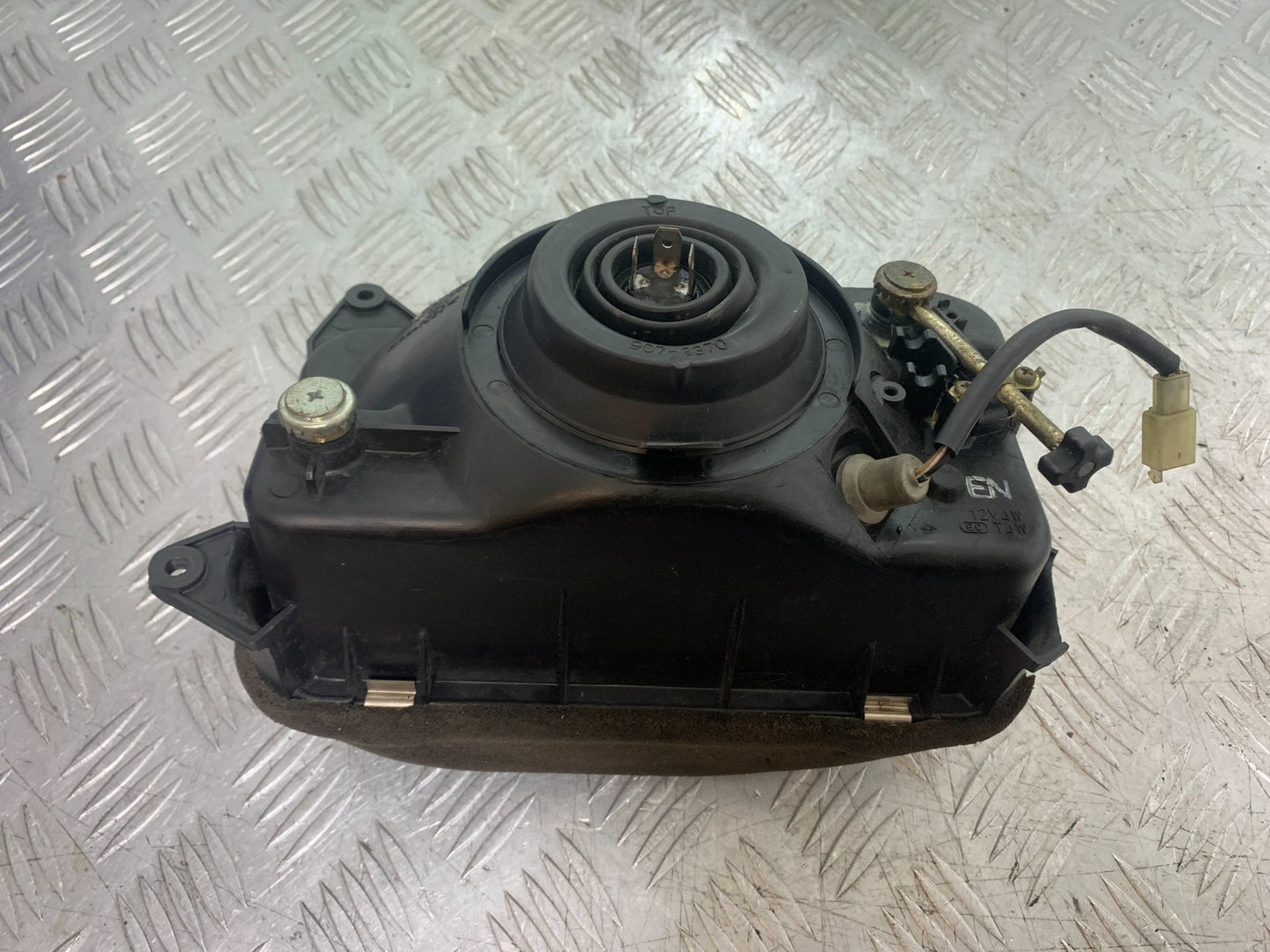 YAMAHA XJ900 XJ 900 DIVERSION HEADLIGHT YEAR 1994-2002 (CMB1292)