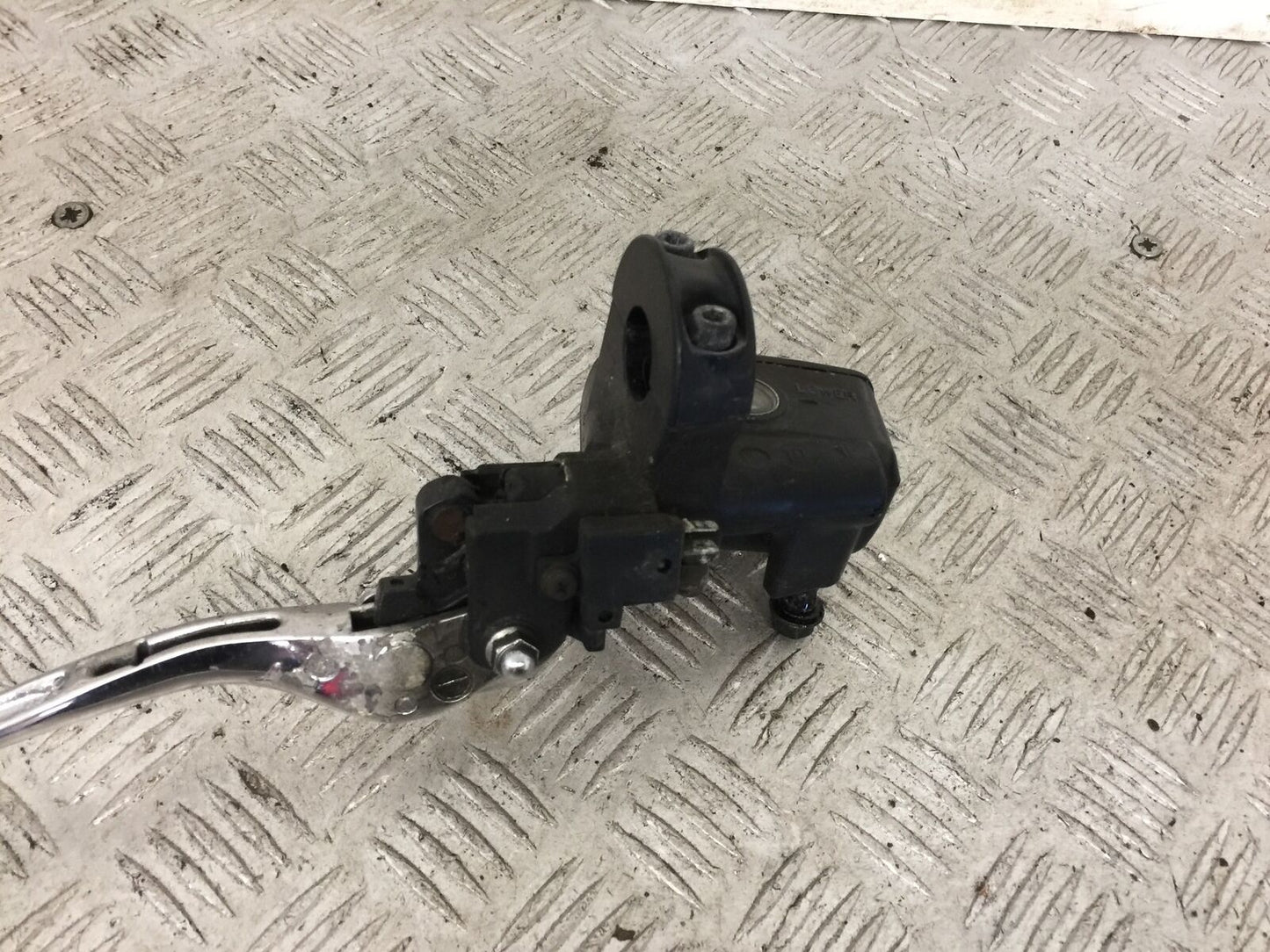 HONDA GL1800 GL 1800 CLUTCH MASTER CYLINDER YEAR 2004-10 ABS (STOCK 890)