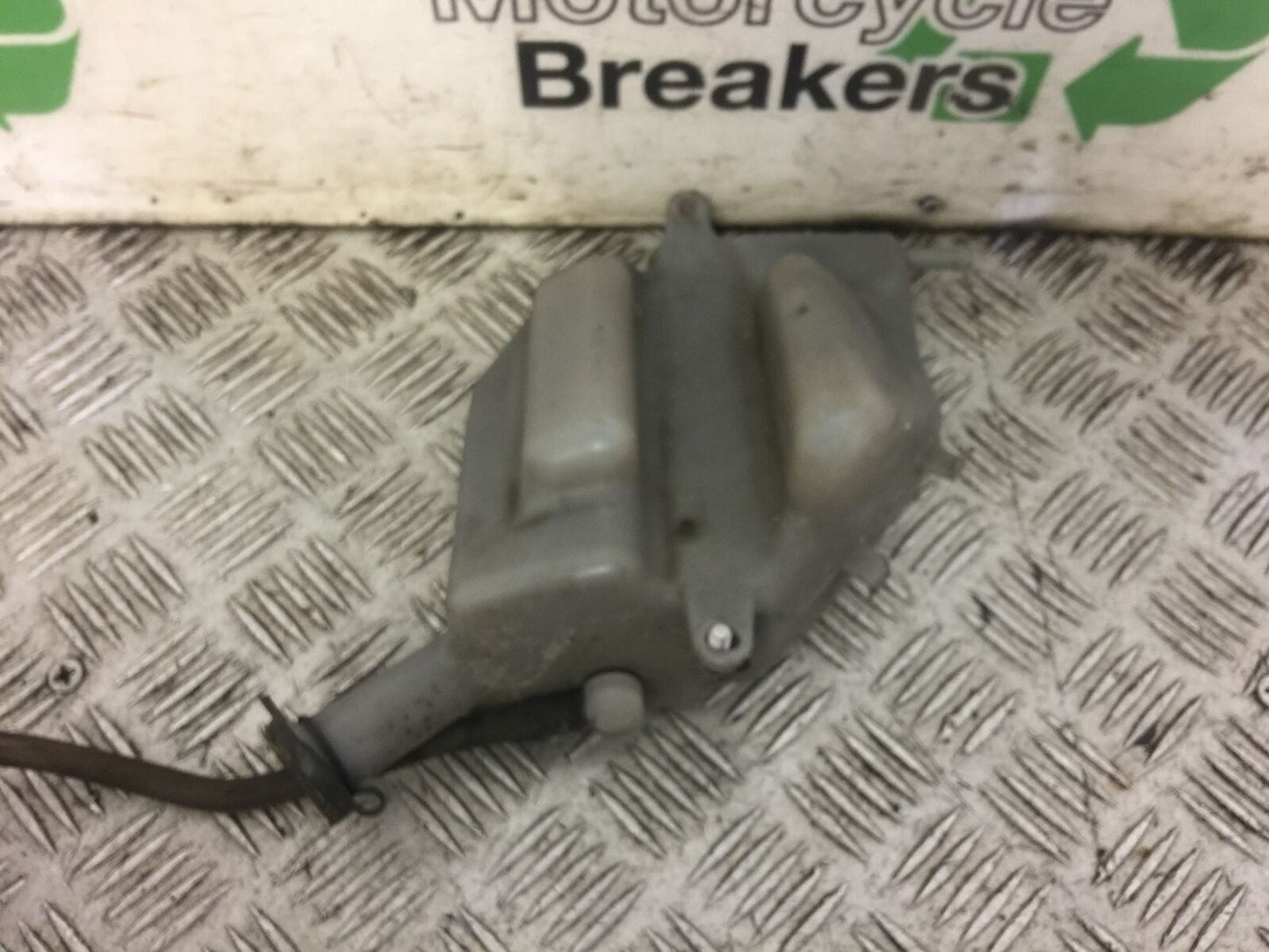 TRIUMPH TROPHY 1215 SE COOLANT BOTTLE YEAR 2012-2017 (STOCK 567)
