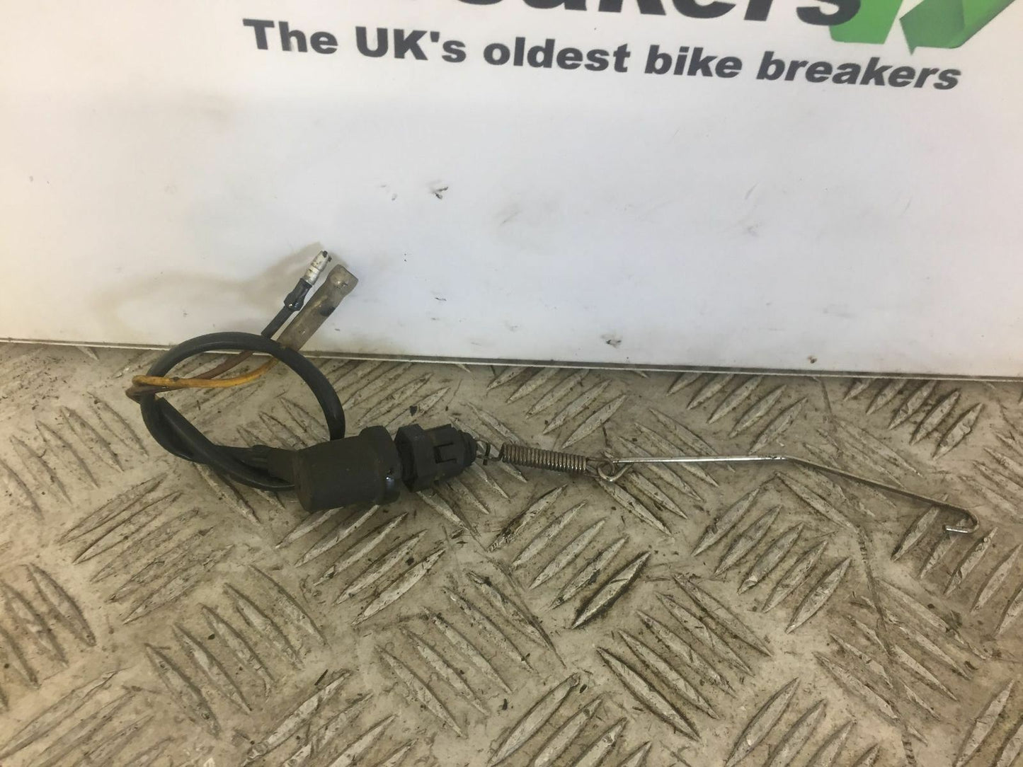 YAMAHA YBR125 YBR 125 REAR BRAKE LIGHT SWITCH YEAR 2013
