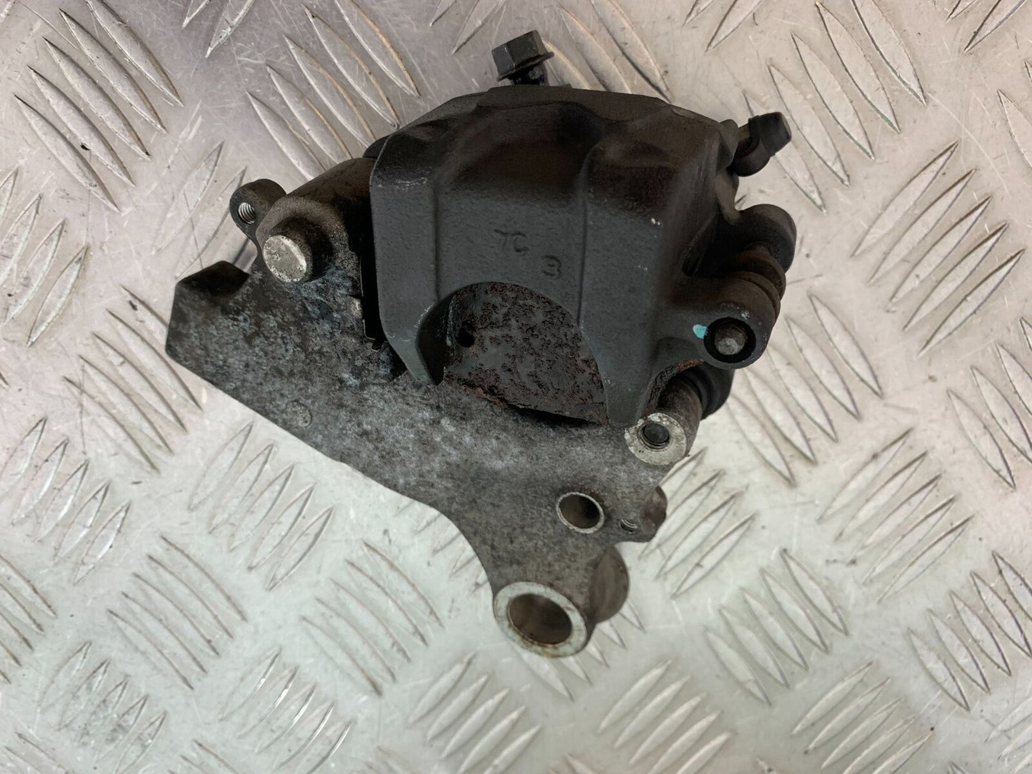 HONDA CB650F CB 650 FA-E REAR BRAKE CALIPER YEAR 2014-2017 (CMB1065)