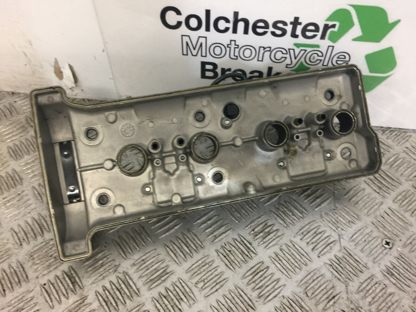 YAMAHA YZF R1 ROCKER COVER YEAR 2004-2006