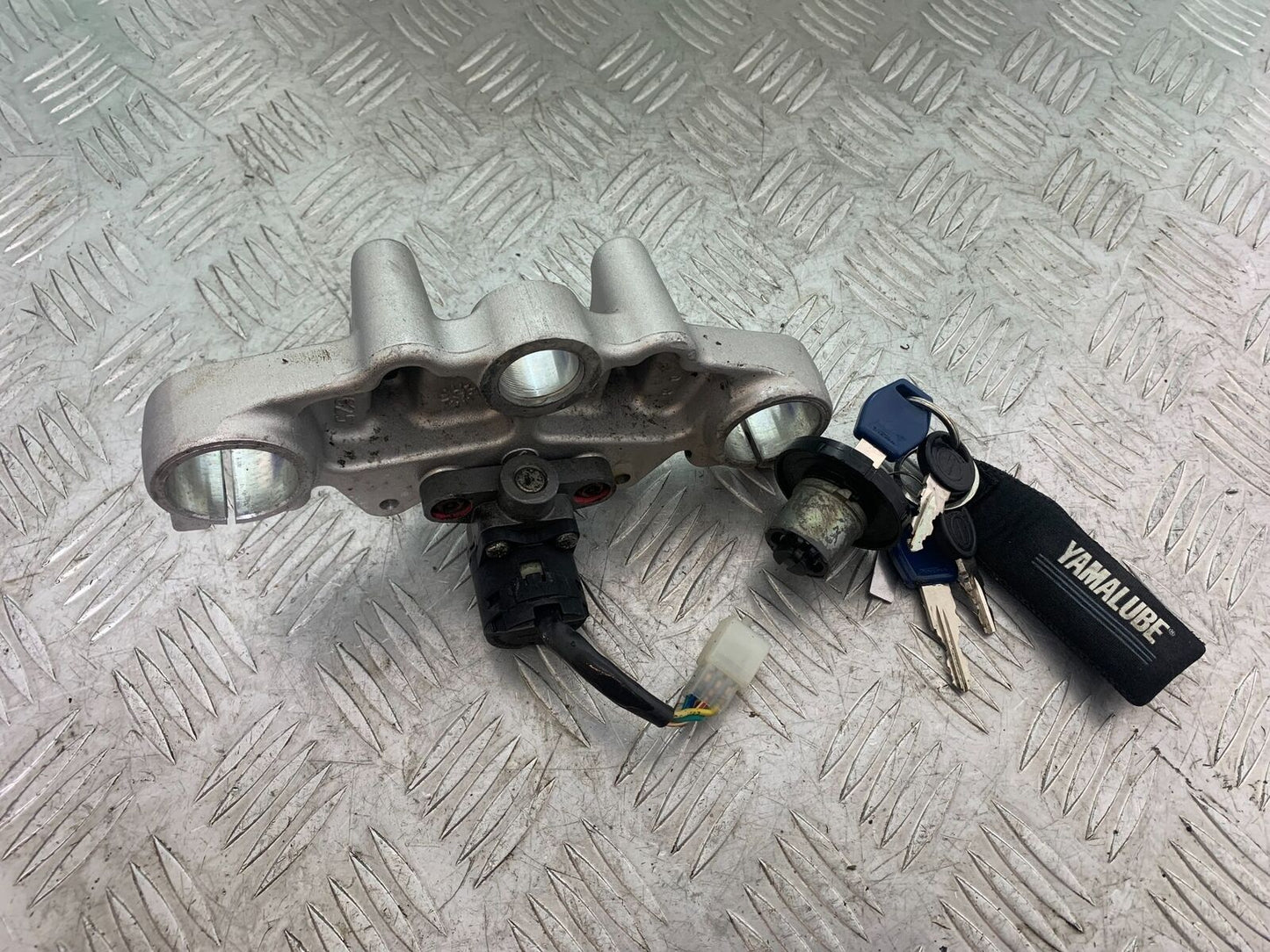 YAMAHA XT125 X XT 125 X LOCKS AND KEY 2005-2011 (CMB1097)