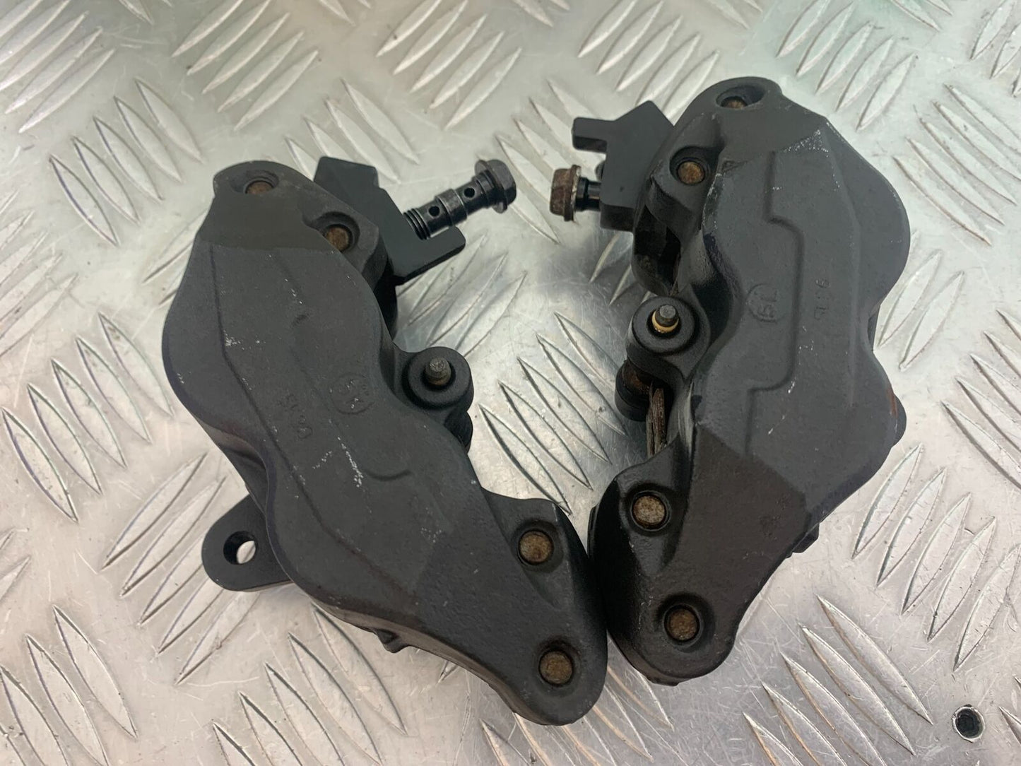 KAWASAKI Z800 Z 800 FRONT BRAKE CALIPERS YEAR 2013-2017 (CMB1059)
