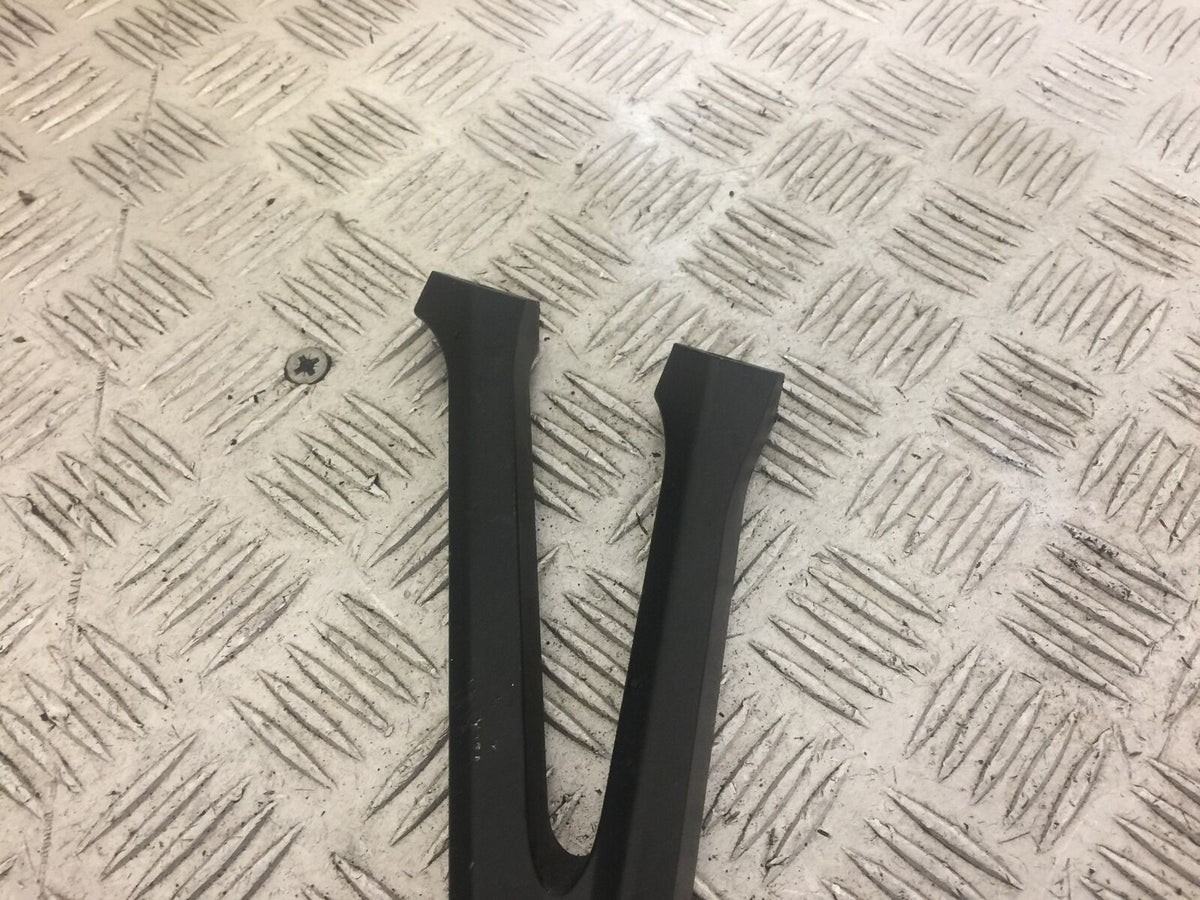 SUZUKI GSXR 750 L1 LEFT REAR HANGER AND PEG YEAR 2012-2015 (STOCK 632)