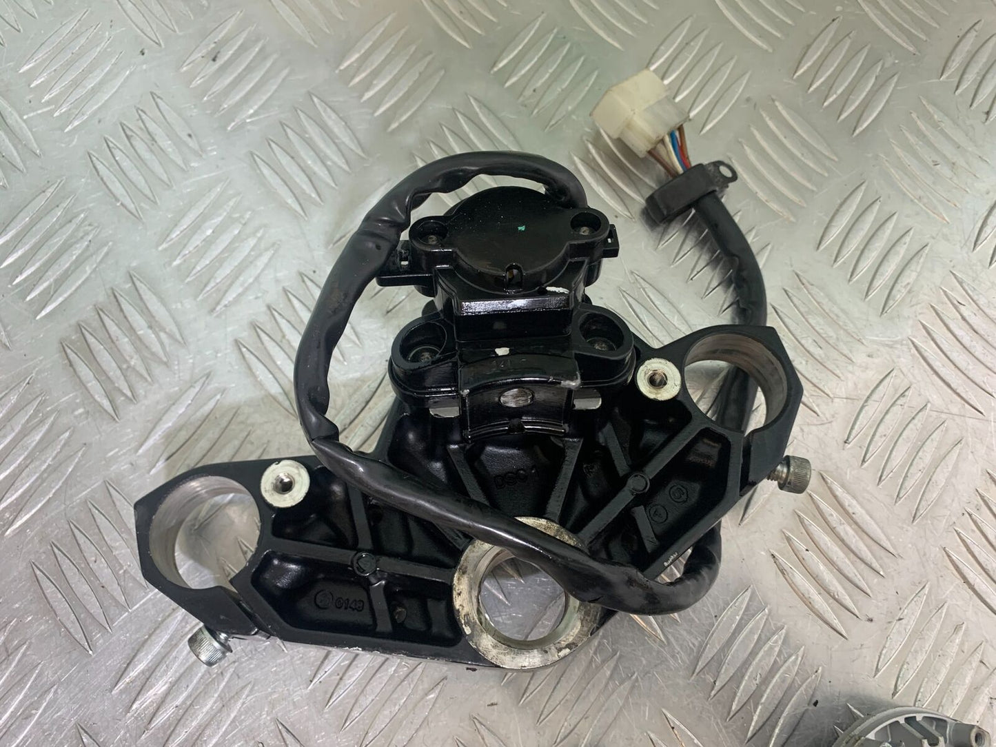 KAWASAKI Z300 ER300 LOCKS AND KEY YEAR 2016-2018 (CMB1056)