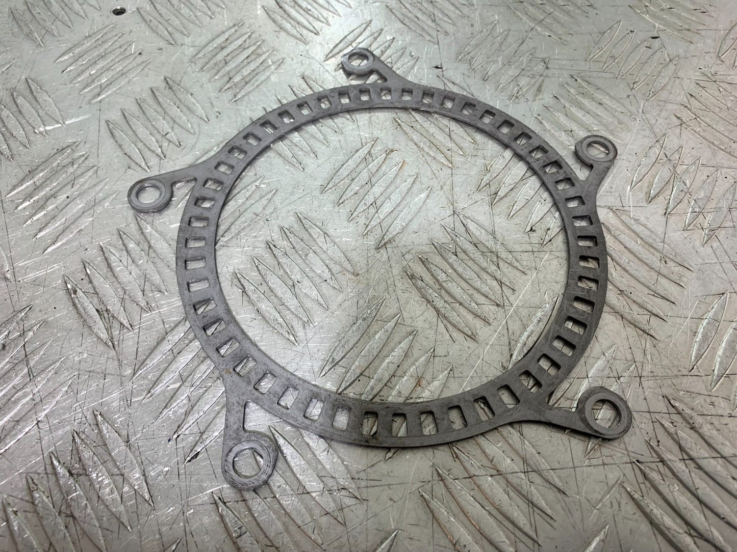 TRIUMPH TRIDENT 660 FRONT ABS RING GEAR YEAR 2021-2024 (CMB1295)