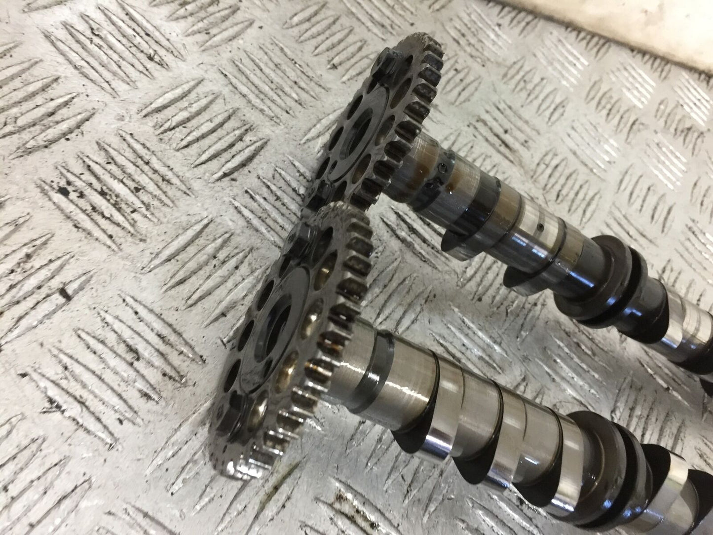 YAMAHA YZF R1 5PW CAMSHAFTS YEAR 2002-2003 (STOCK 899)