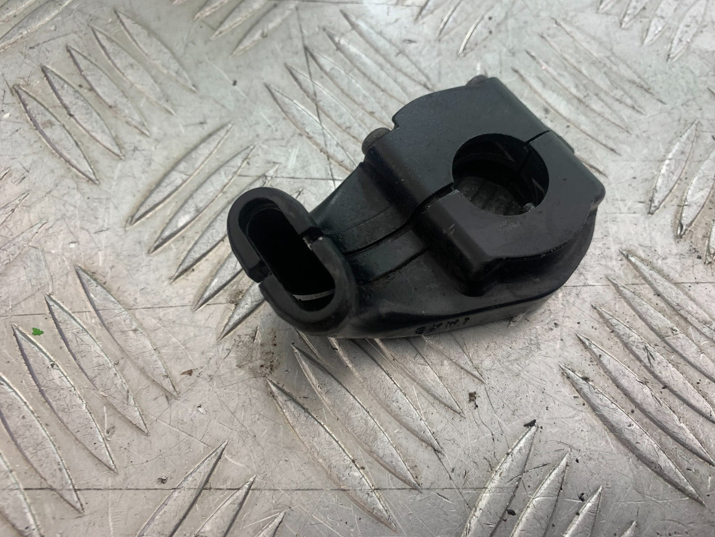 KAWASAKI ZX9R ZX9 E1 THROTTLE HOUSING YEAR 2000-01 (CMB1171)
