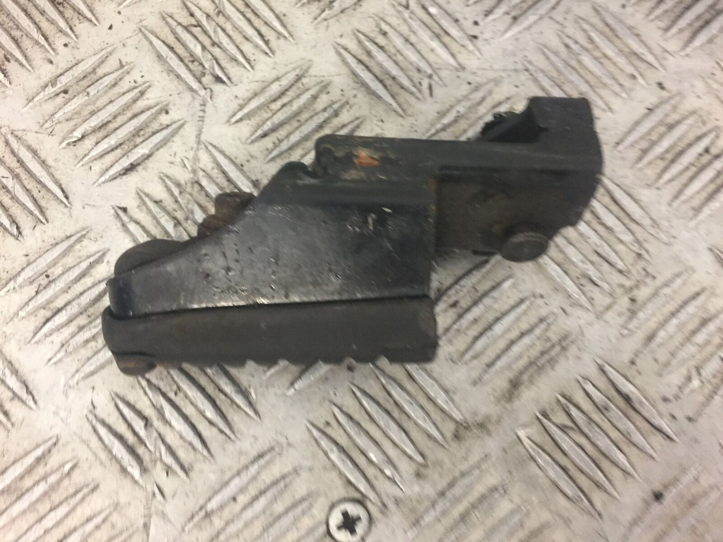 HONDA NX650 NX 650 DOMINATOR FRONT LEFT PEG YEAR 2000