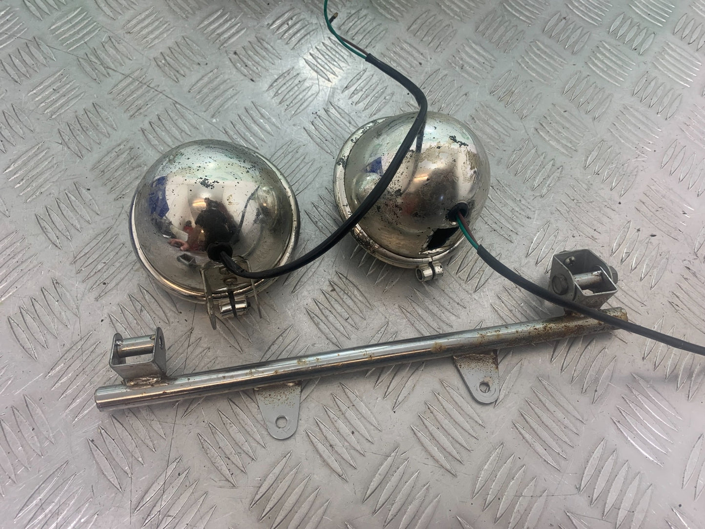 PIONEER XF250 SPOT LIGHTS YEAR 2009 (CMB1143)