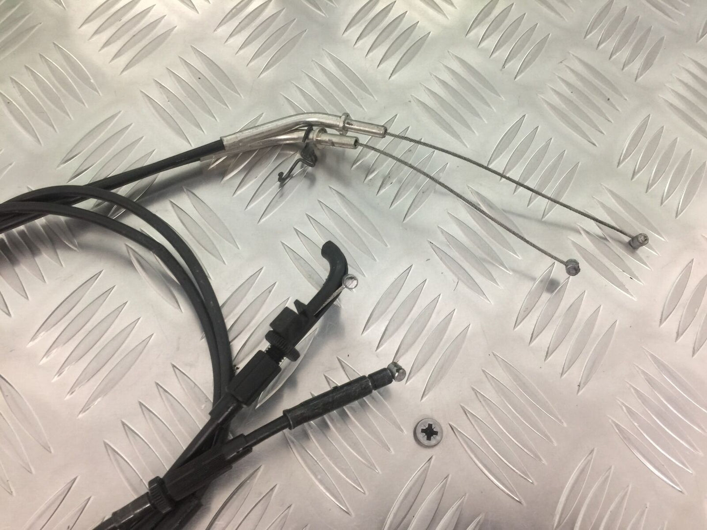 KAWASAKI VERSYS 1000 KLZ 1000 THROTTLE CABLES YEAR 2015-2018 (STOCK 912)