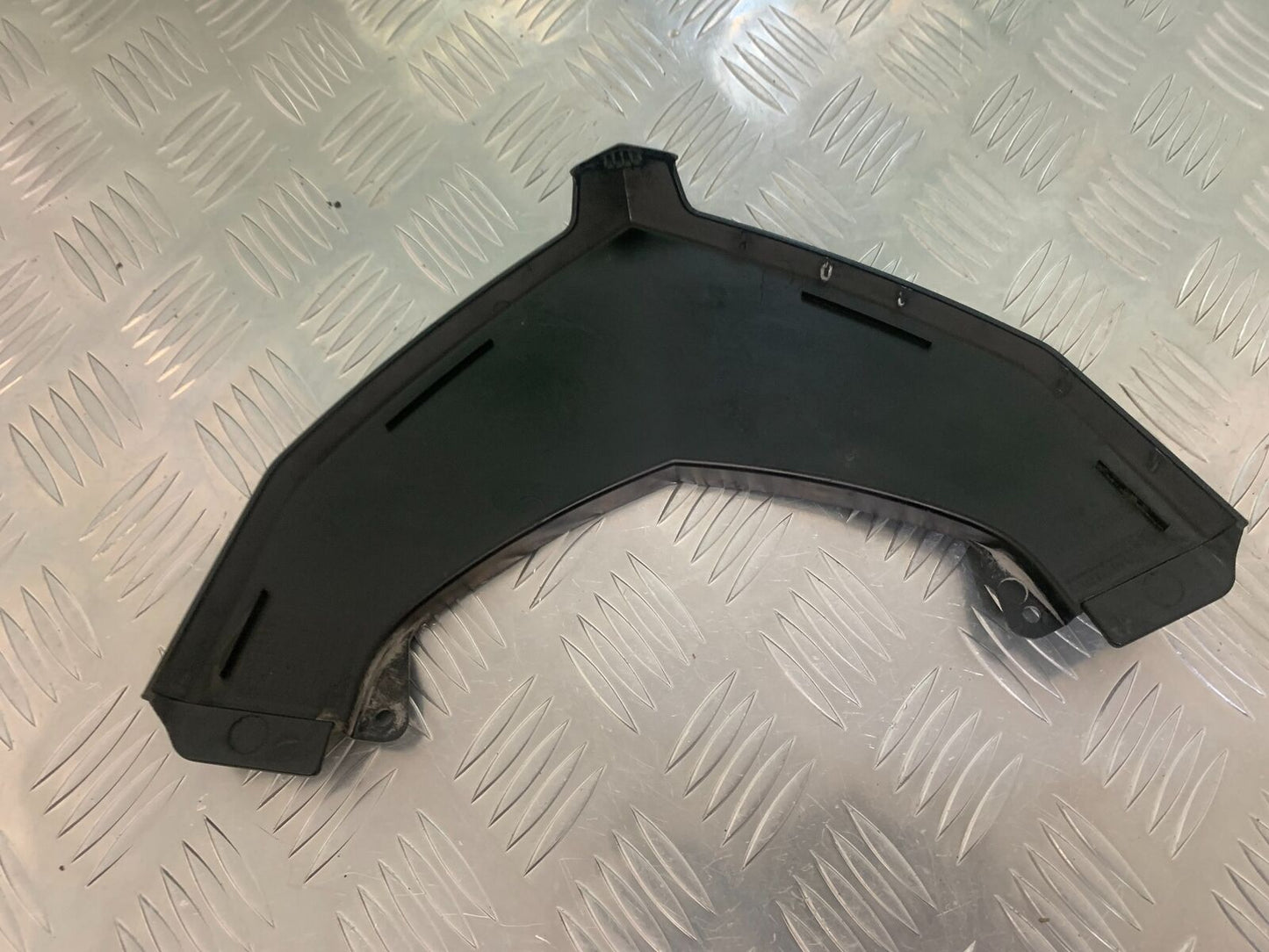 YAMAHA YP125 R X MAX INFILL PANEL YEAR 2014 (STOCK 949)