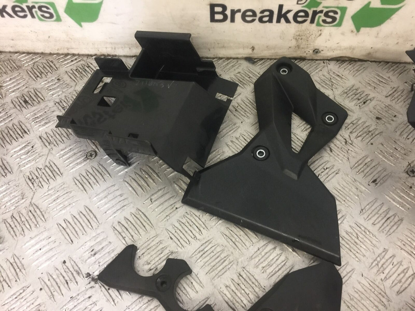 KAWASAKI Z400 Z 400 INFILLS YEAR 2019 (STOCK 672)