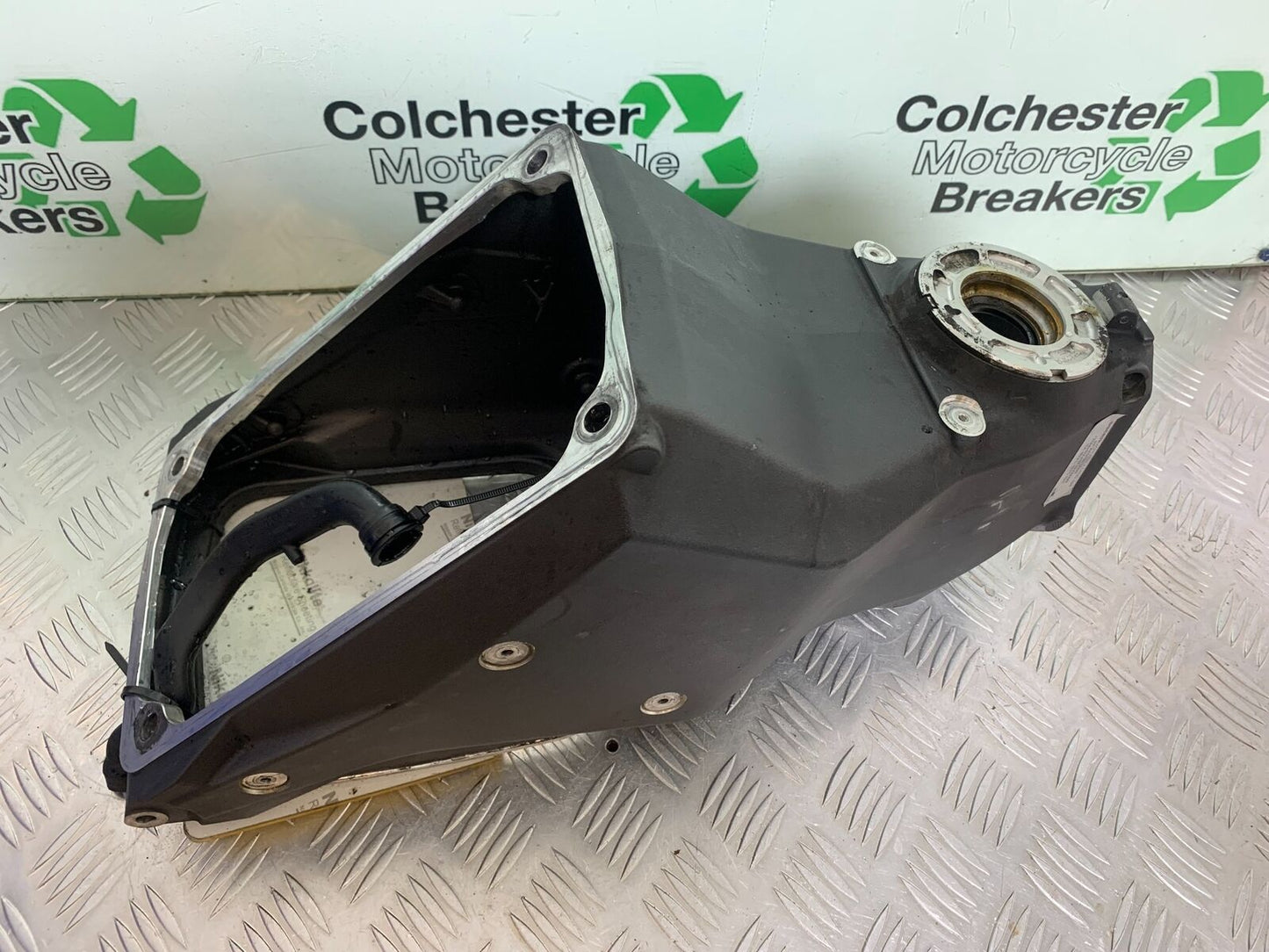 DUCATI 1199 PANIGALE FRAME REG LOG BOOK YEAR 2012-2014 (CMB1047)