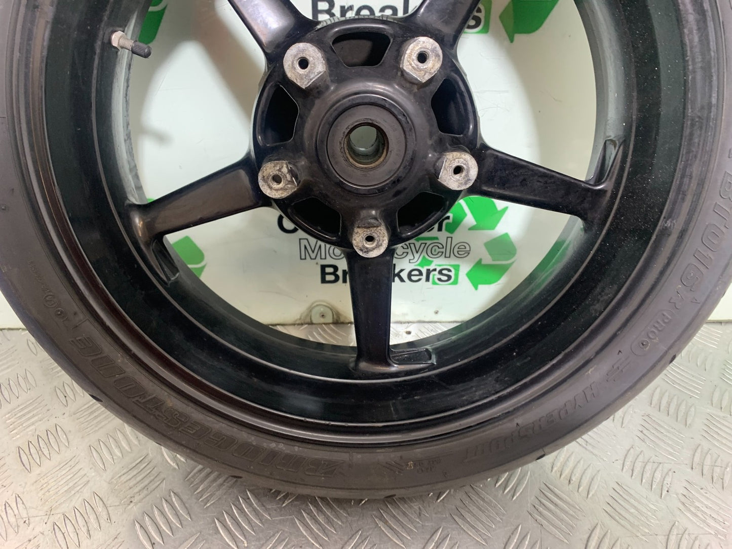 KTM 990 SUPER DUKE REAR WHEEL YEAR 2007-2011 (CMB1207)