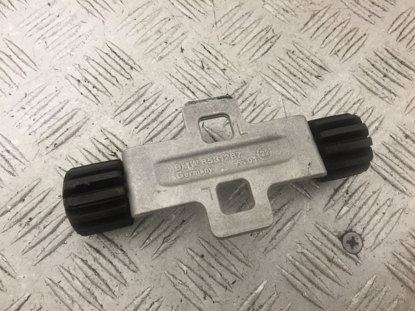 BMW R1250 R 1250 RT TANK BRACKET YEAR 2023 (STOCK 907)