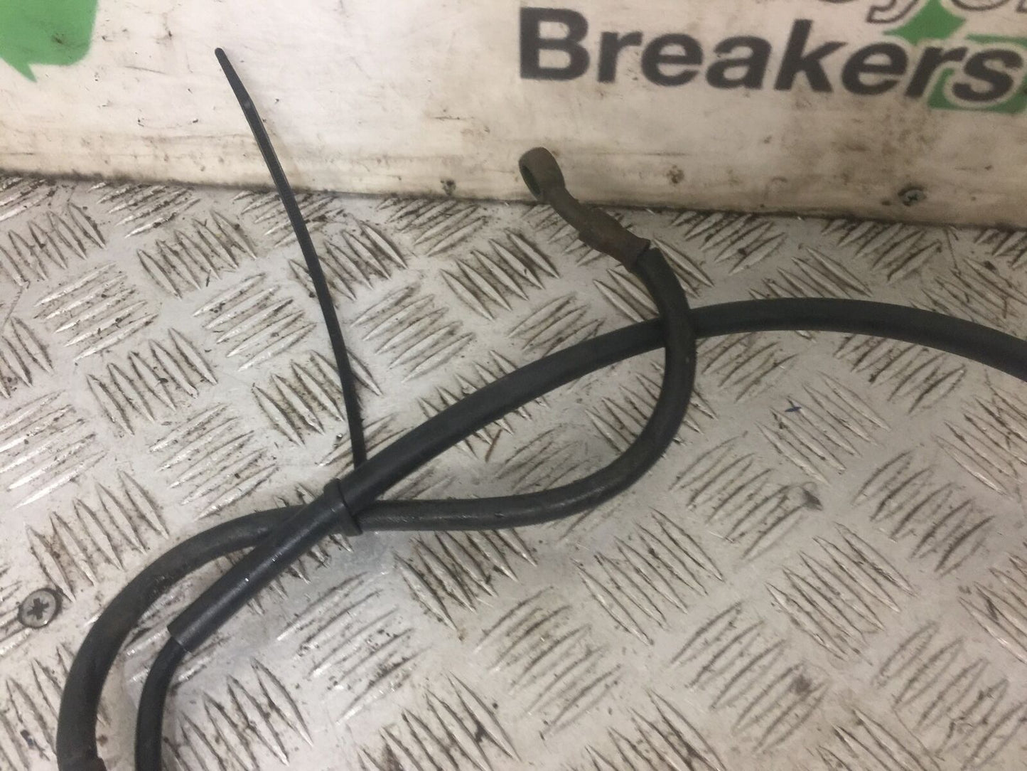 YAMAHA YZF250 YZF 250 FRONT BRAKE LINE YEAR 2004 (STOCK 792)