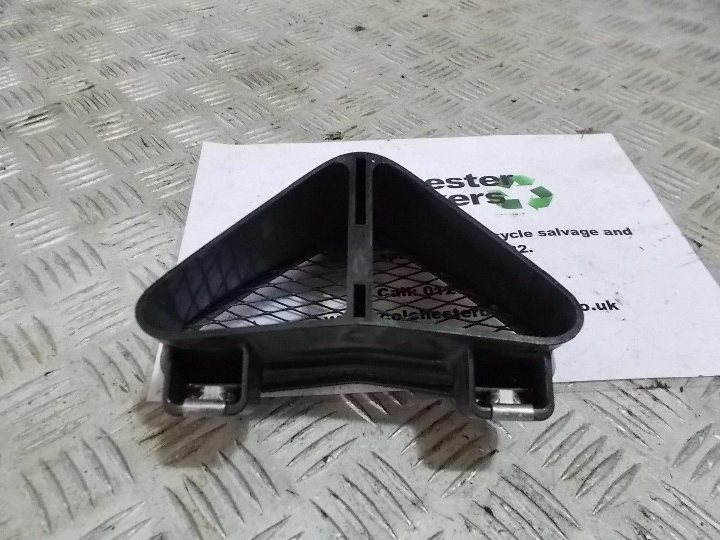 KAWASAKI ZZR1400 ZZR 1400 ZX14 ZX-14 FRONT AIR TUBE YEAR 2007