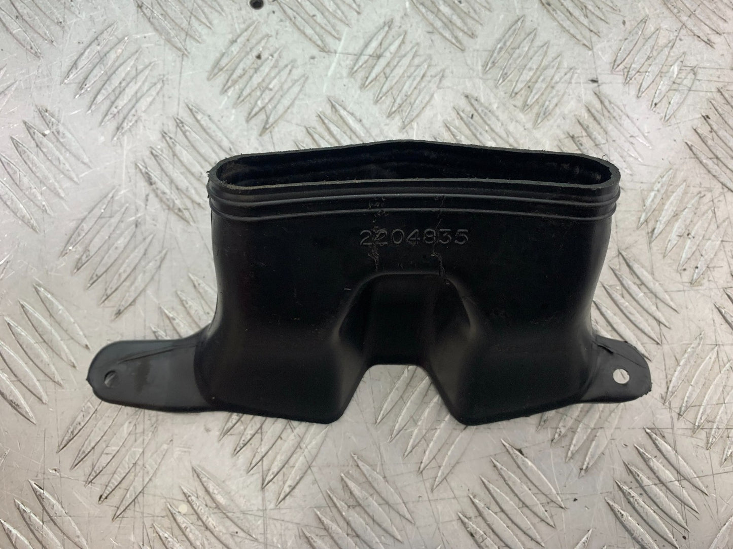 TRIUMPH 1050 SPRINT ST AIR DUCT 2003-2011 (CMB1285)