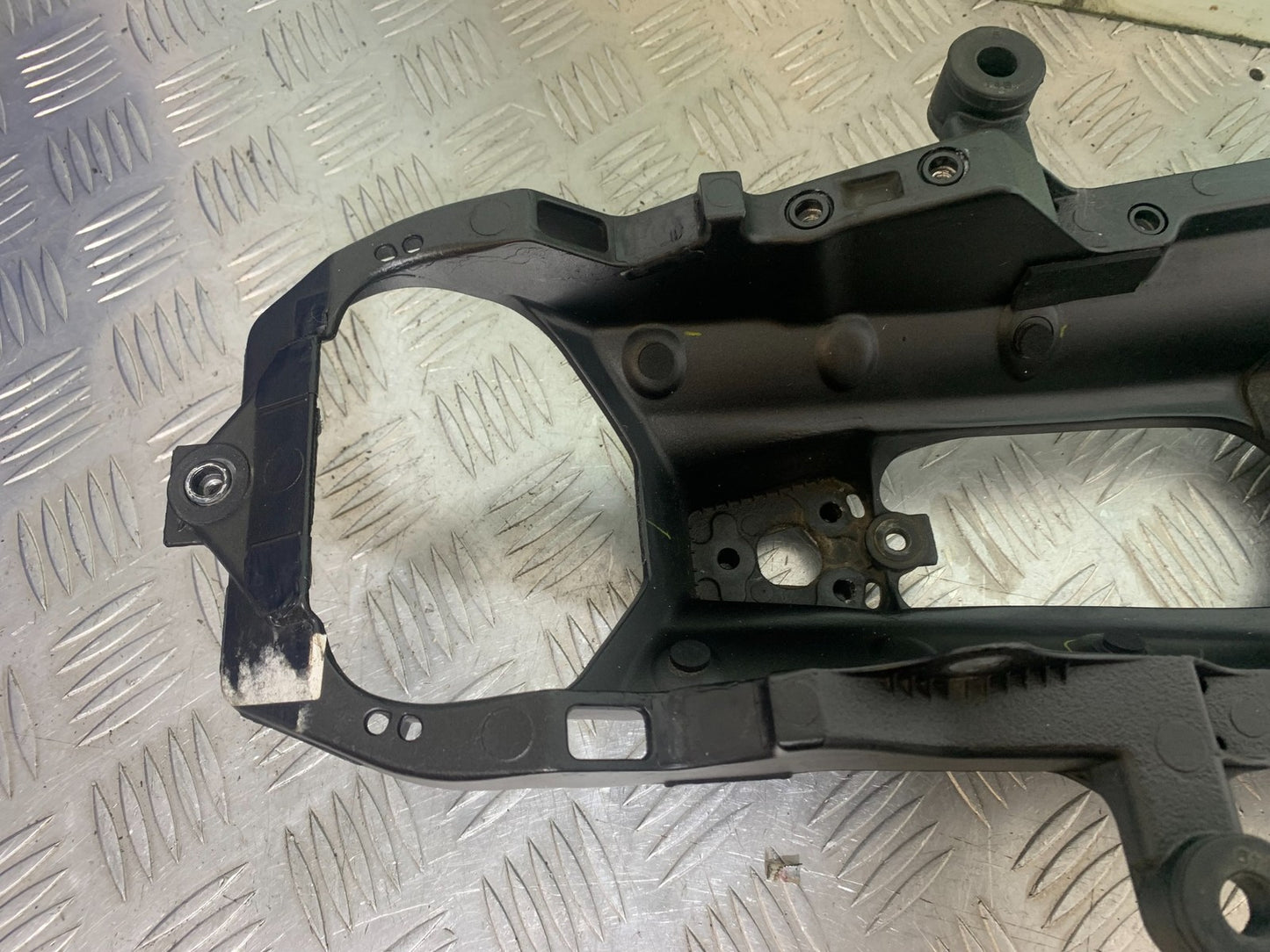 YAMAHA YZF R1 14 B BIG BANG REAR SUBFRAME 2009-14 (CMB1175)