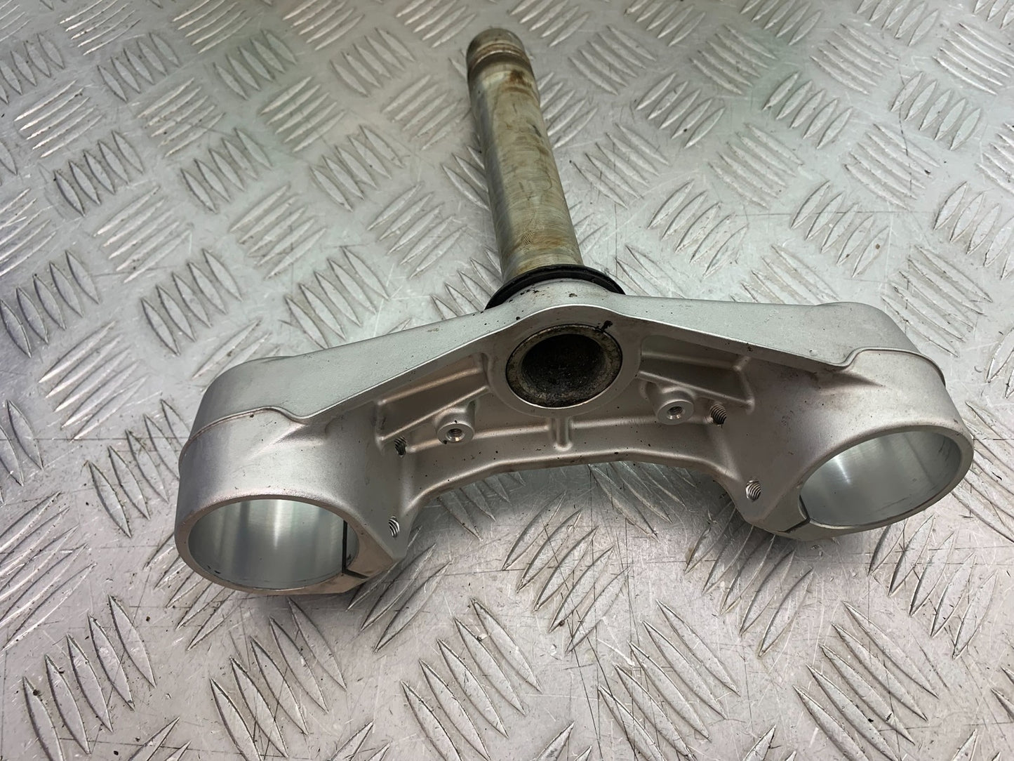 MV AGUSTA 800 F3 BOTTOM YOKE YEAR 2017-2019 (CMB1227)