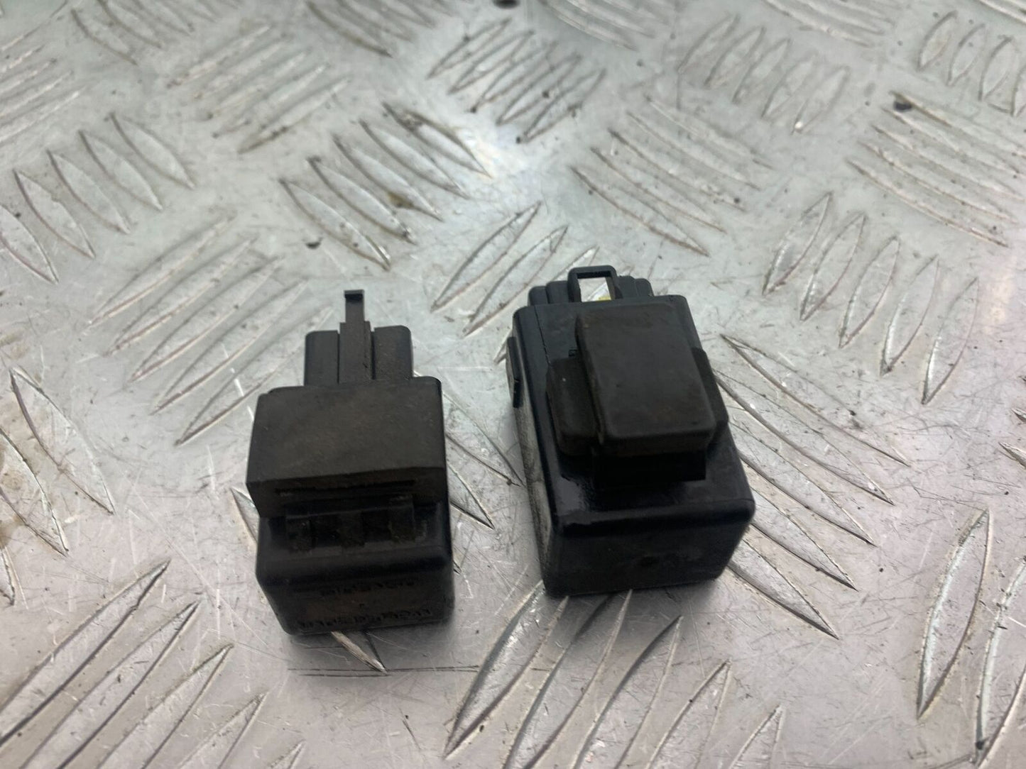 YAMAHA XVS 1100 DRAGSTAR RELAYS YEAR 2000-2007 (CMB1108)