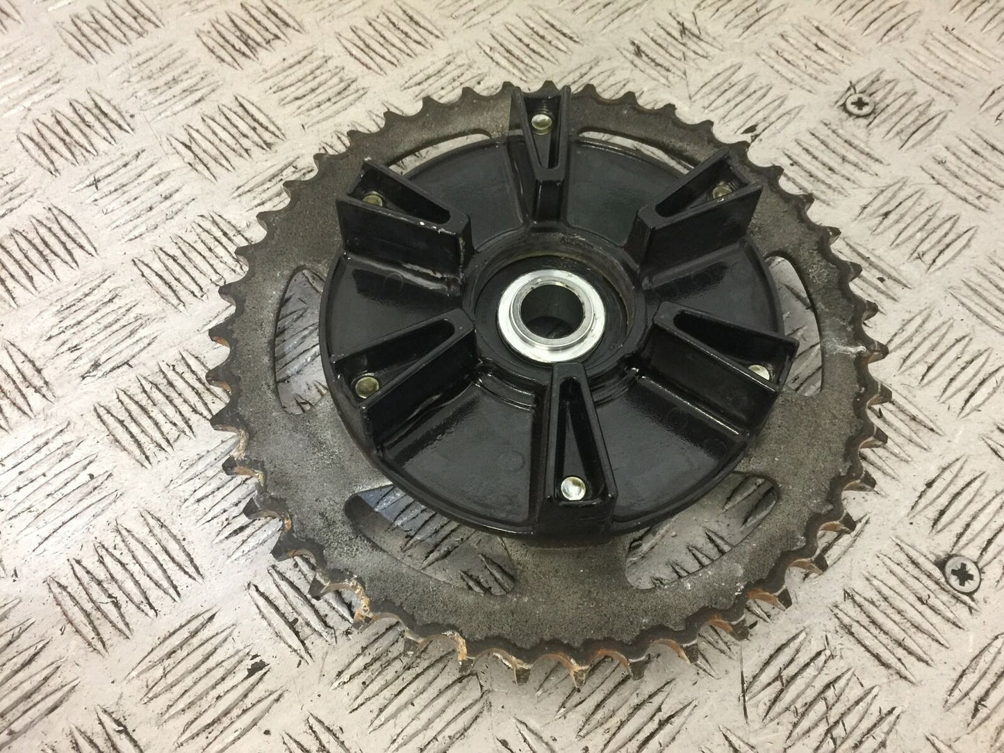YAMAHA MT07 MT-07 REAR SPROCKET CARRIER YEAR 2014-2018 (STOCK 704)