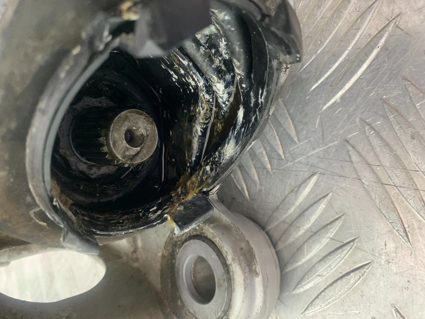 BMW R1200 R 1200 GS REAR DIFF AND DISC YEAR 2013-2016 (CMB1257)