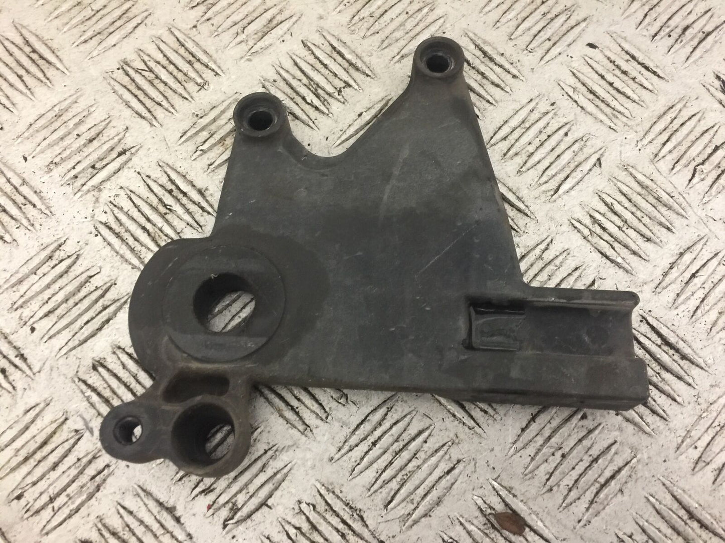 KAWASAKI VN 650 VULCAN REAR CALIPER BRACKET YEAR 2017-2021 (STOCK 705)