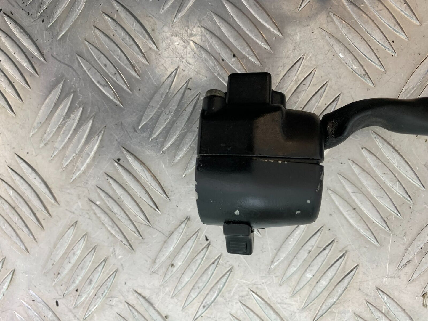 KAWASAKI Z650 KZ650 LEFT SWITCH GEAR YEAR 1979-1980 (CMB1023)