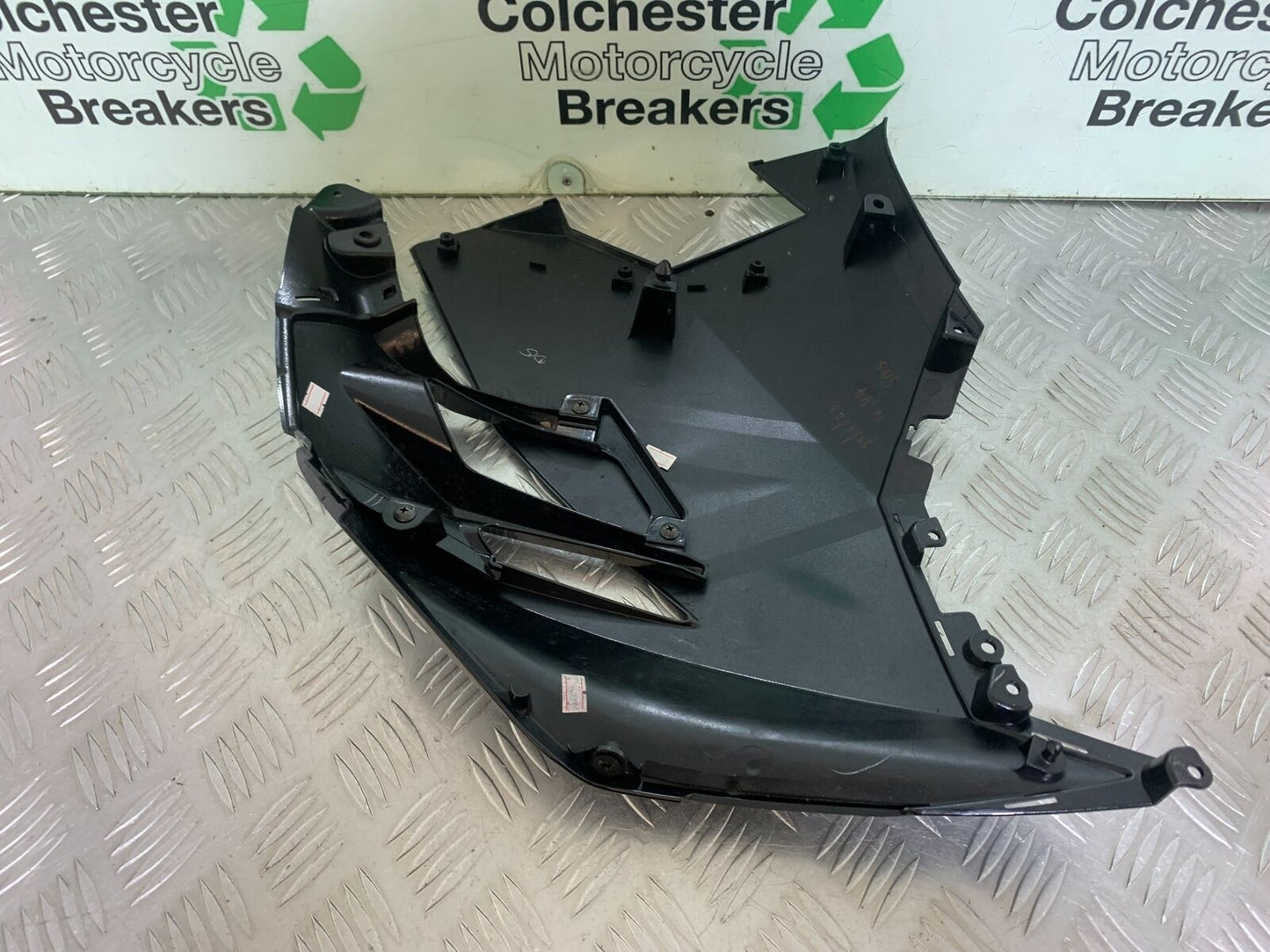 KAWASAKI NINJA 400 EX 400 RIGHT FAIRING PANEL YEAR 2024 (CMB1075)