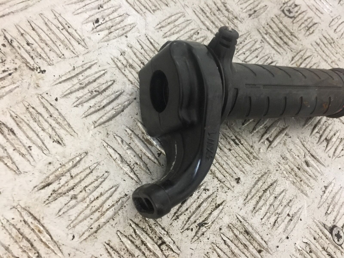 YAMAHA FJR1300 FJR 1300 THROTTLE YEAR 2001-05 (STOCK 814)