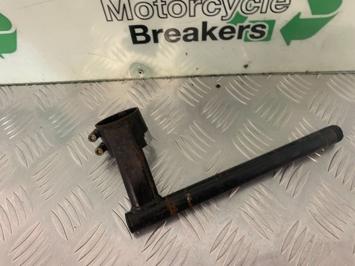 DUCATI 600ss 600 ss RIGHT HANDLEBAR YEAR 1991-98 (STOCK 987)