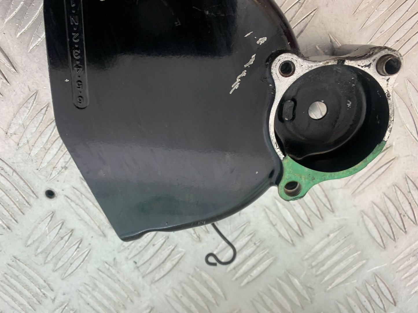 HONDA CBR1100 BLACKBIRD SPROCKET COVER YEAR 1999-2005 (CMB1103)