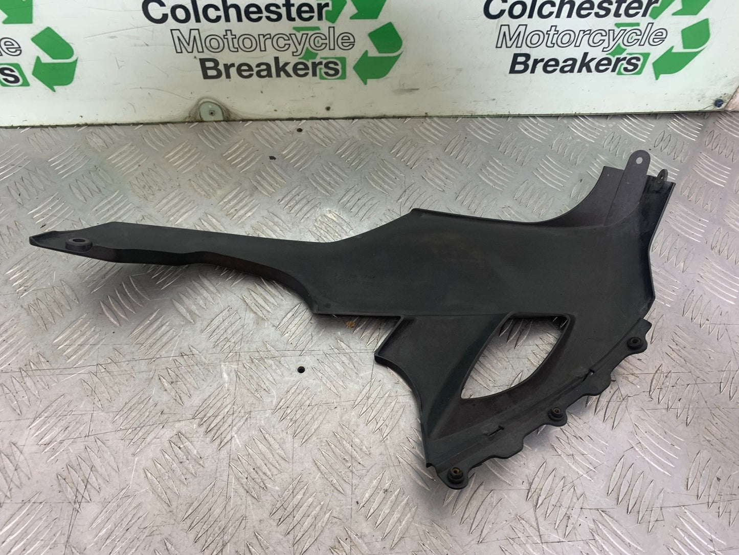 KAWASAKI ZX10R ZX10 R RIGHT BELLYPAN 2008-2010 (CMB1206)