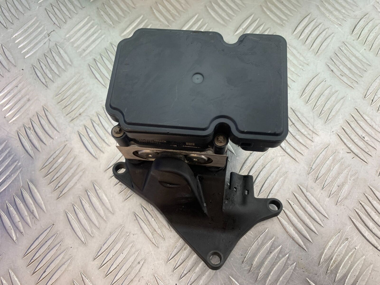 DUCATI 1199 PANIGALE ABS PUMP YEAR 2012-2014 (CMB1047)
