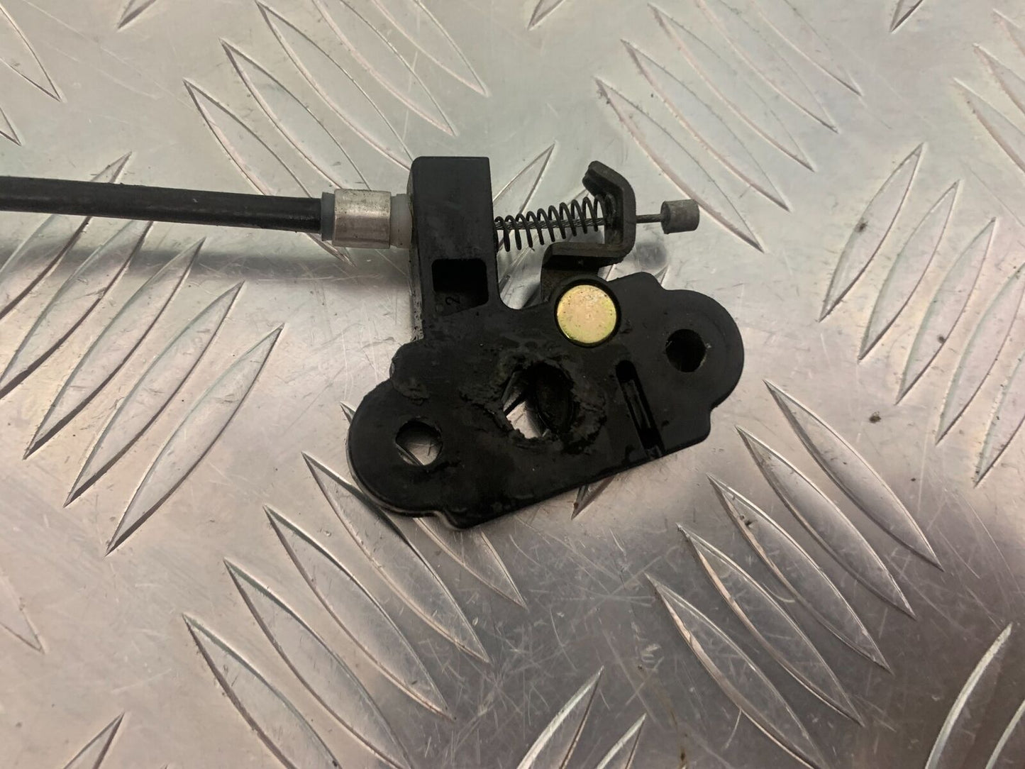 KAWASAKI ZX6R ZX6 J SEAT CATCH AND CABLE YEAR 2000 (STOCK 947)