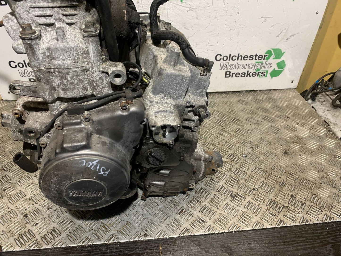 YAMAHA FJR1300 FJR 1300 ENGINE YEAR 2001-05 (STOCK 946)