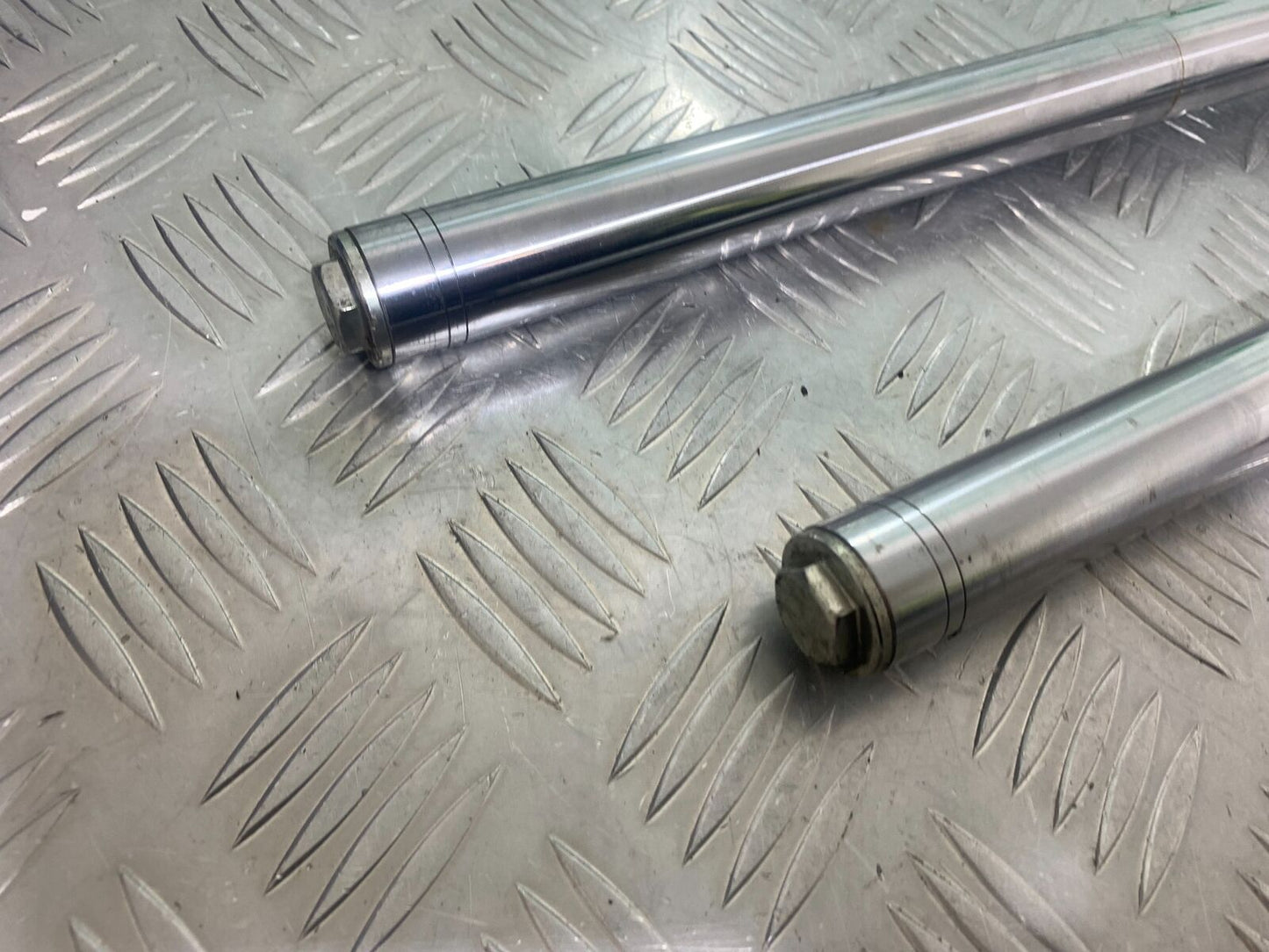 YAMAHA YS125 YS 125 FORKS YEAR 2017-2021 (CMB1053)