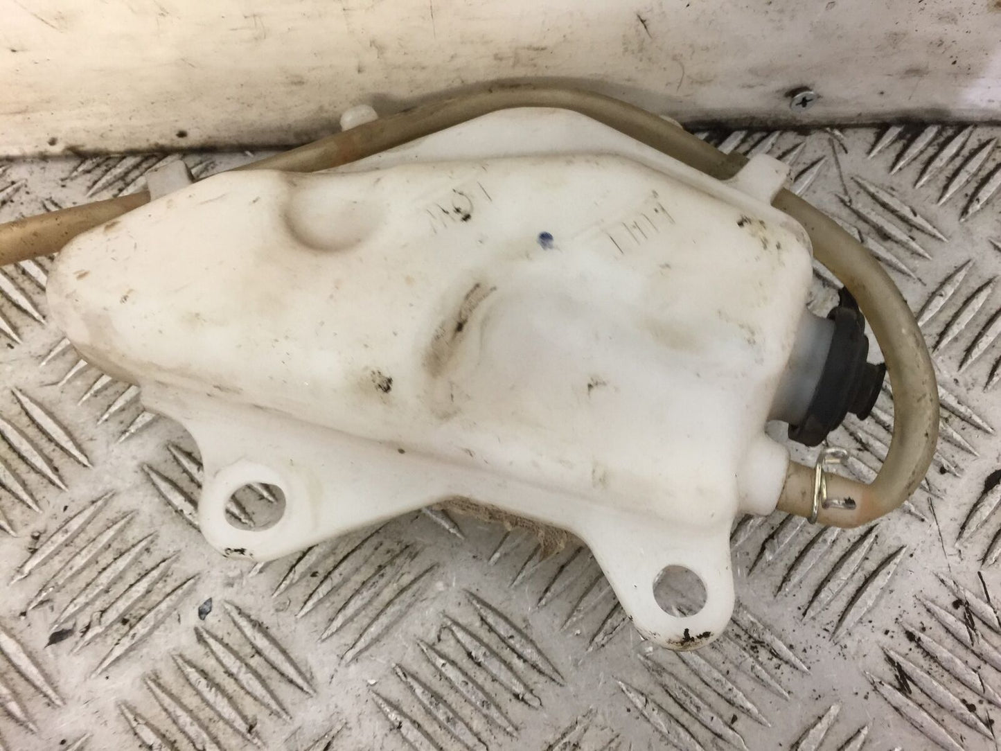 YAMAHA MT 125 MT125 COOLANT BOTTLE YEAR 2014-2019 ABS (STOCK 477)