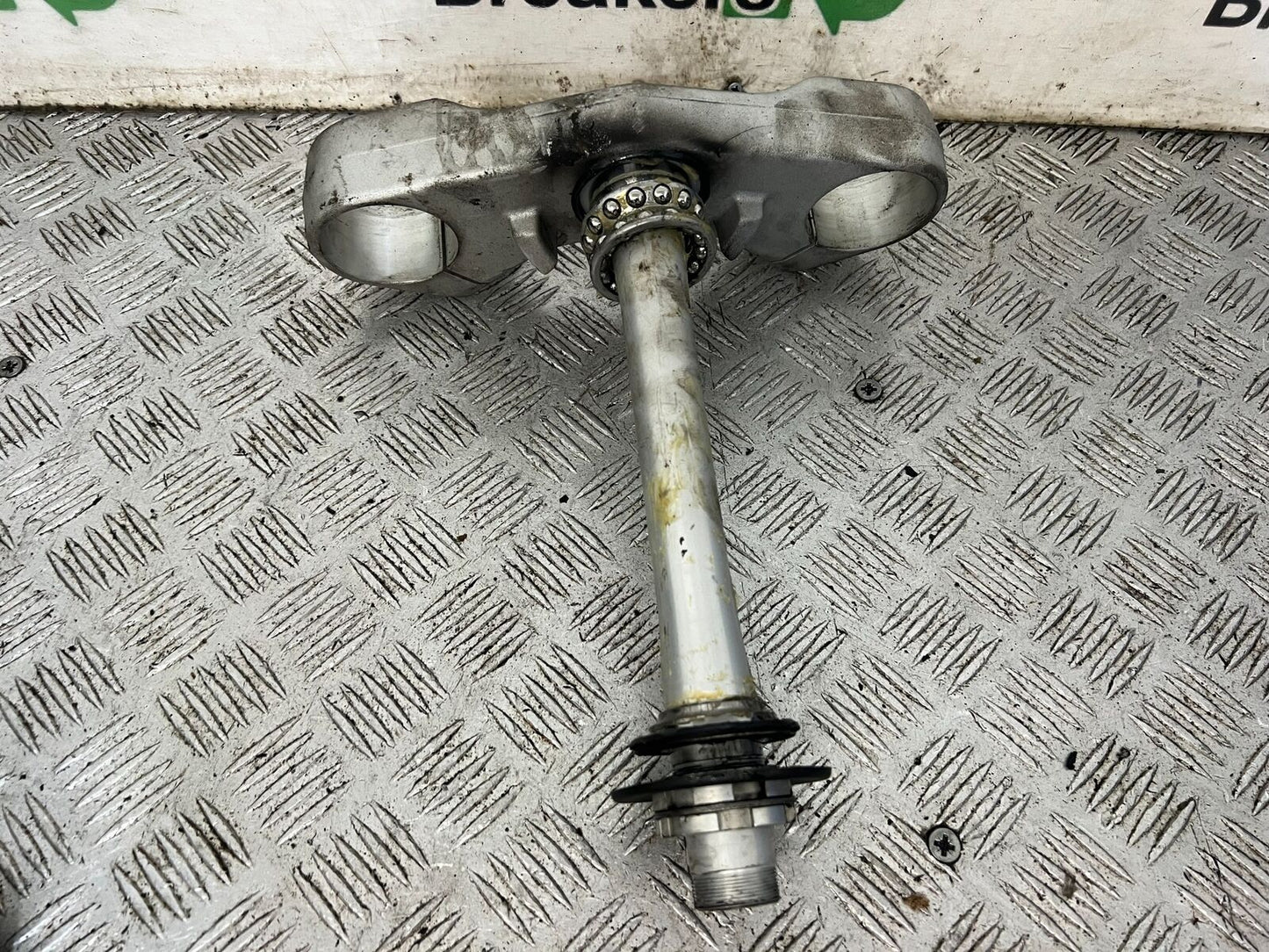 TRIUMPH TIGER 1200 EXPLORER BOTTOM YOKE YEAR 2012-2015 (STOCK 901)