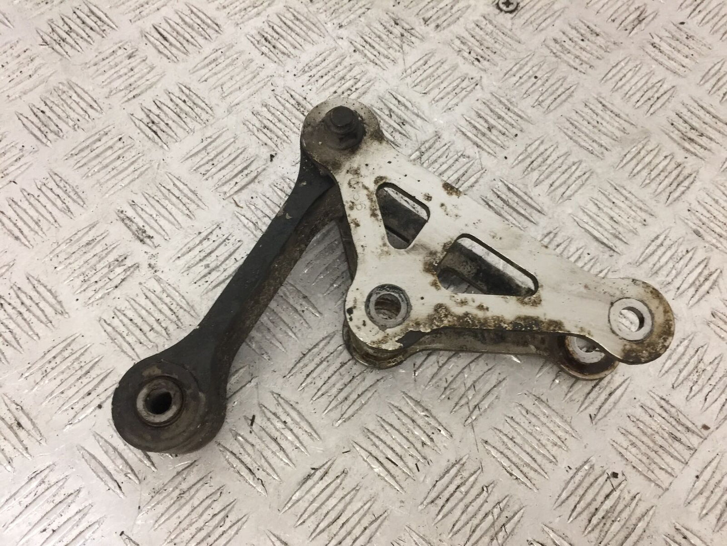 KAWASAKI Z1000 SX REAR SHOCK LINKAGE YEAR 2011-2019 (STOCK 839)