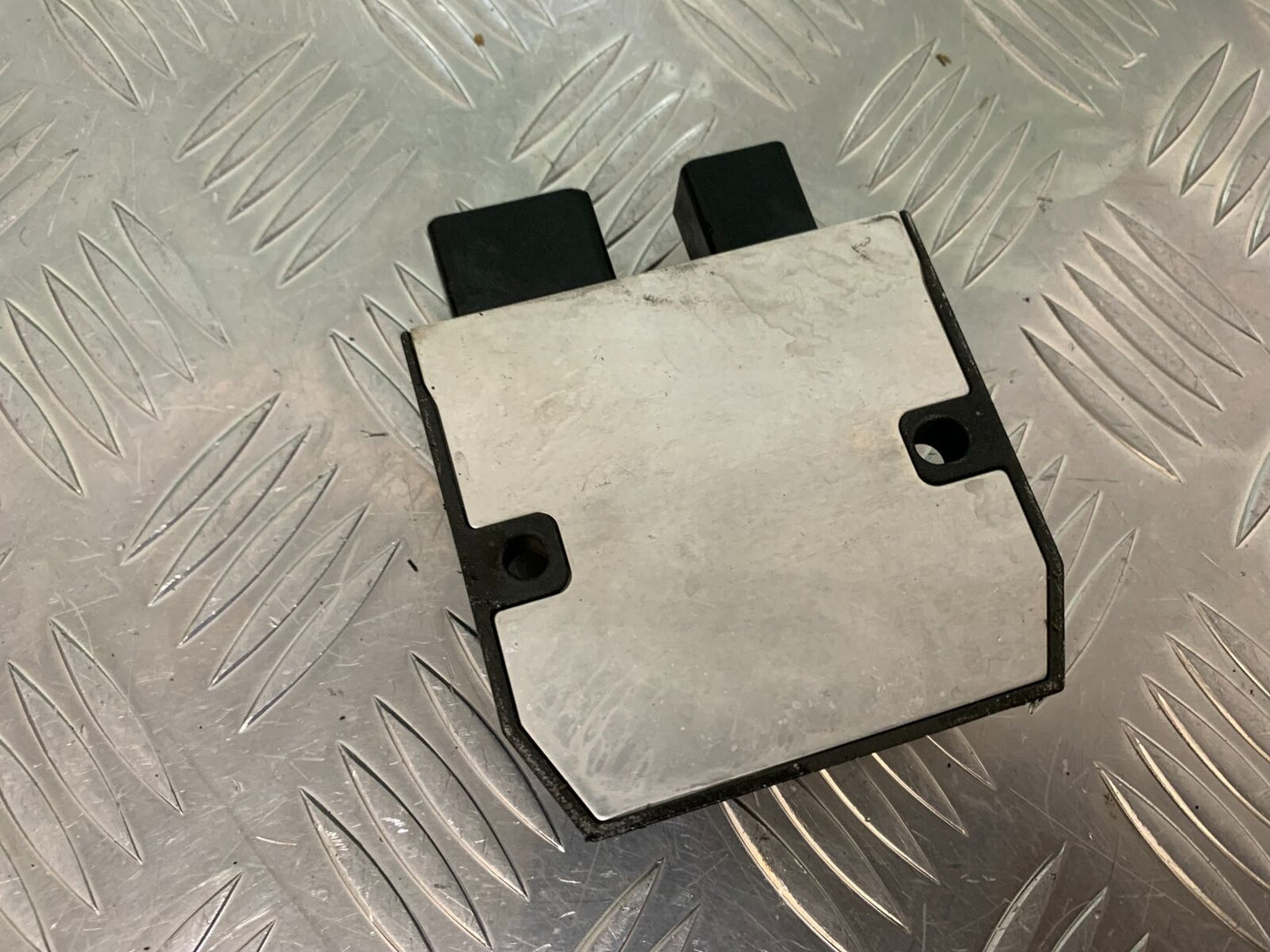 HONDA CBR1000 rr FIREBLADE REGULATOR YEAR 2008-2011 (STOCK 986)